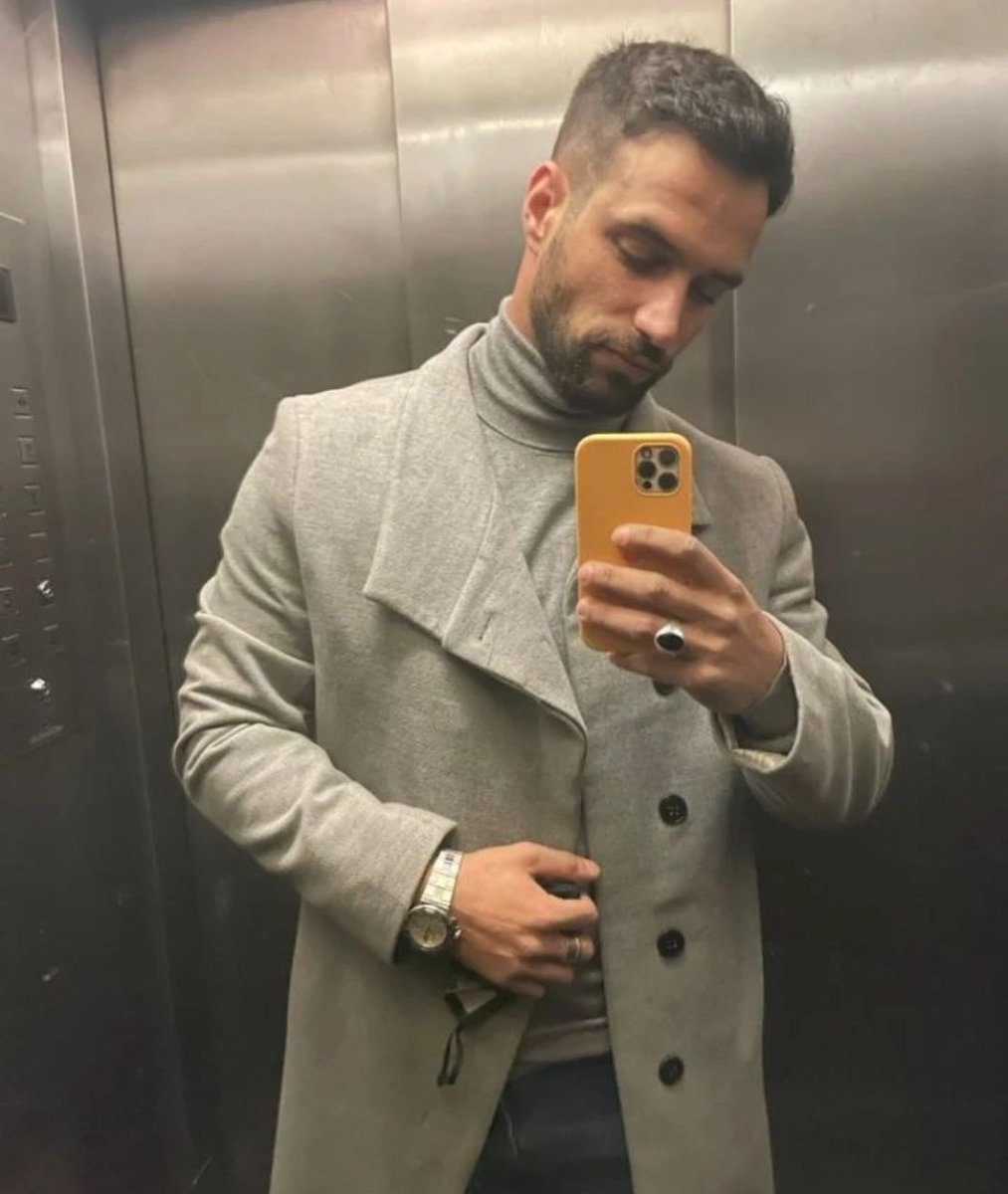 malunnphysicus's tweet image. / such a LOOOOKKKKKK