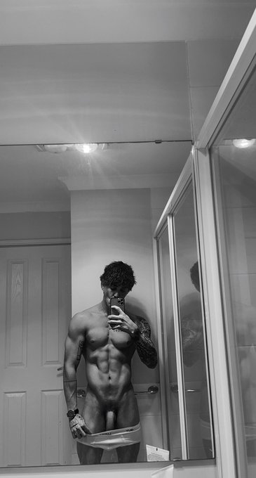 Thinks it&rsquo;s time for some collabs 😉 Any volunteers?   https://t.co/x0TQCQX9Sq https://t.co/ydXpECjgE