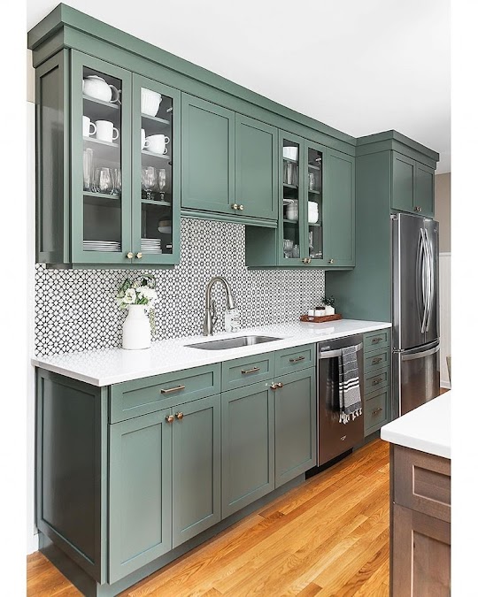 AustraliaTij's tweet photo. Green #kitchencabinets' realistic and smooth appearance fits nicely with any type of home decor, whether it's conventional or contemporary.

learn more here:
https://t.co/w8F97W9x6e

#Kitchencabinetsrenovation #Kitchencabinetsdesigner #kitchenstoragecabinets #melbourne https://t.co/ZPnQ3JnR4T