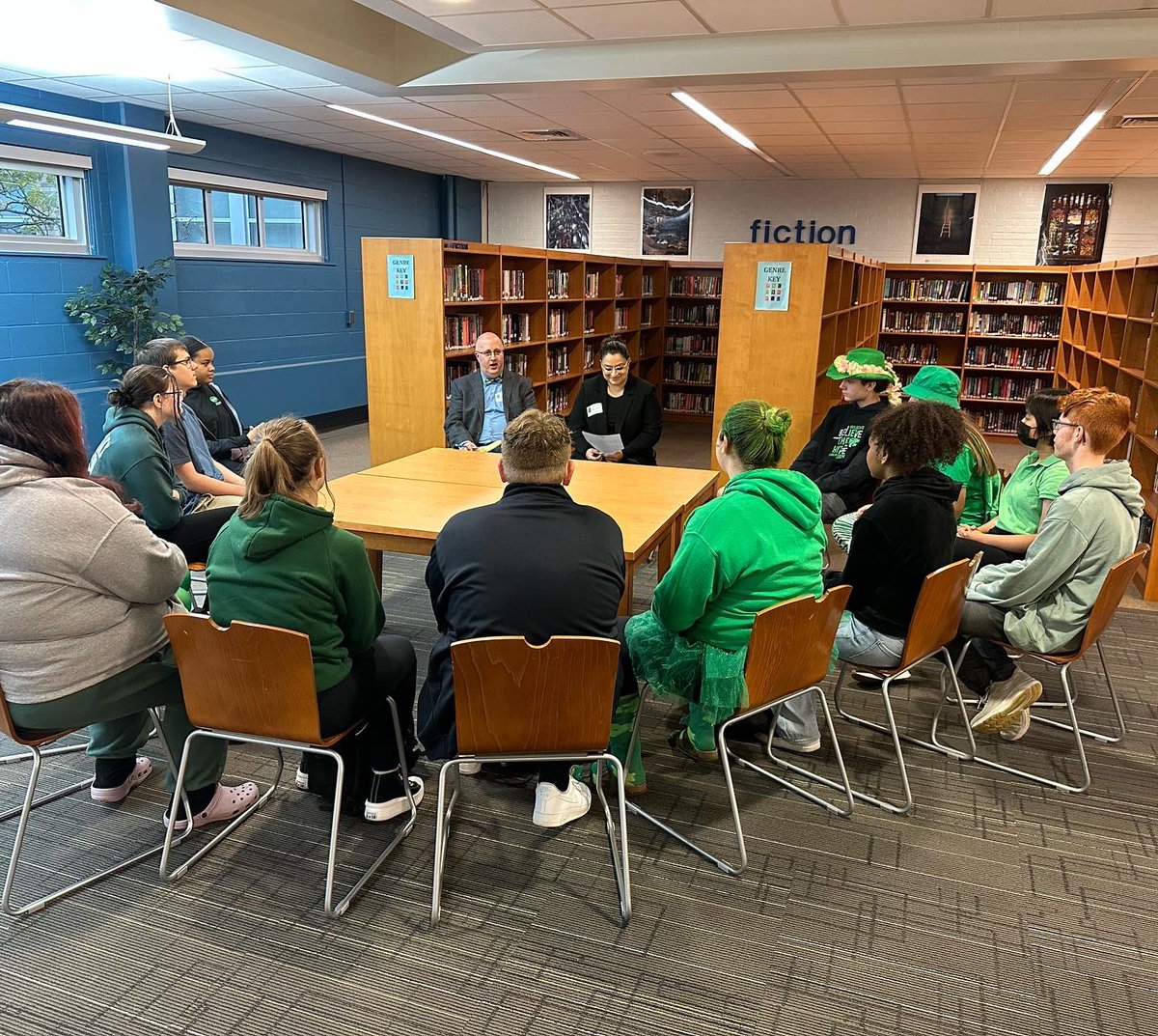 DHS_AOF's tweet photo. First mentor meetings of the year are underway! @NAFCareerAcads @DepewSchools #befutureready https://t.co/ndqFXiGNOb