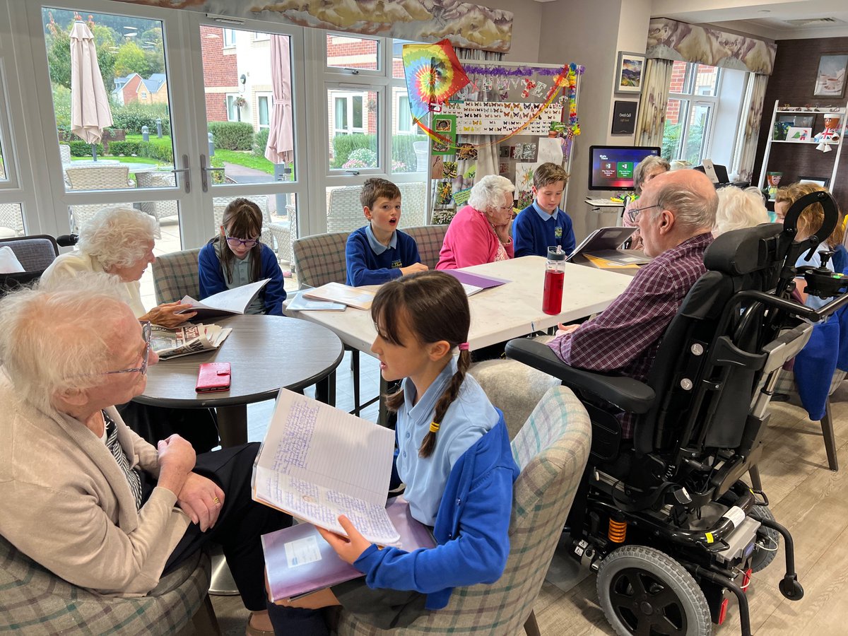 Great to be back doing intergenerational work at Foxhunters! We shared our work and learnt so much from the residents. Thank you @FoxhuntersCare