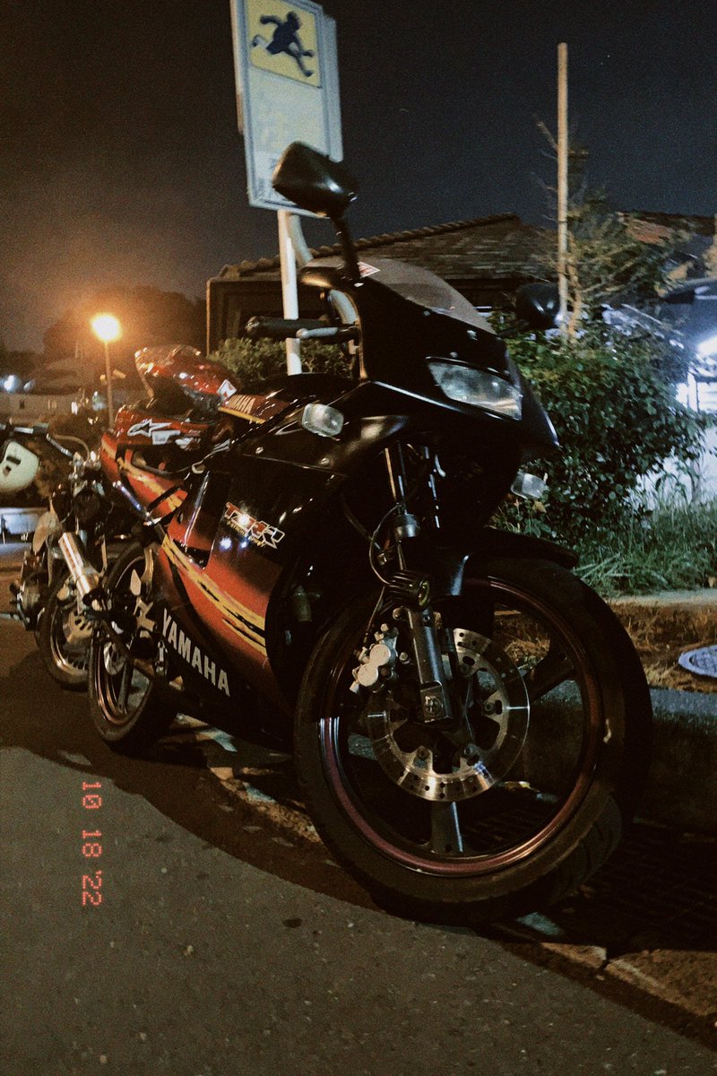 13_hakase's tweet photo. やっぱ夜の方がかっこいいかな https://t.co/iCRQ41pWLx