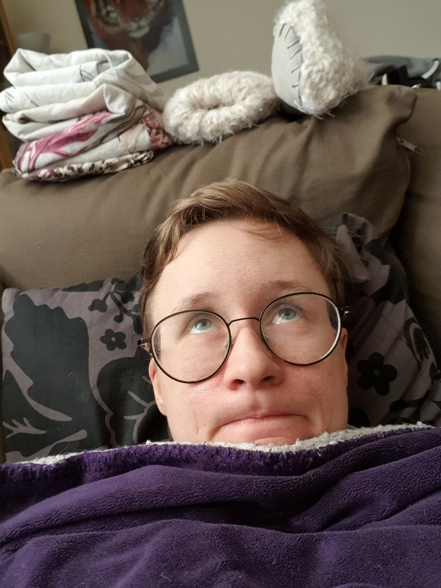 Queen92Sab's tweet photo. Looks like it's not gonna be any work for me this weekend. #gotacold #meandtheblanket  so, What's everyone up to 2day? https://t.co/EpMztWE7Wr