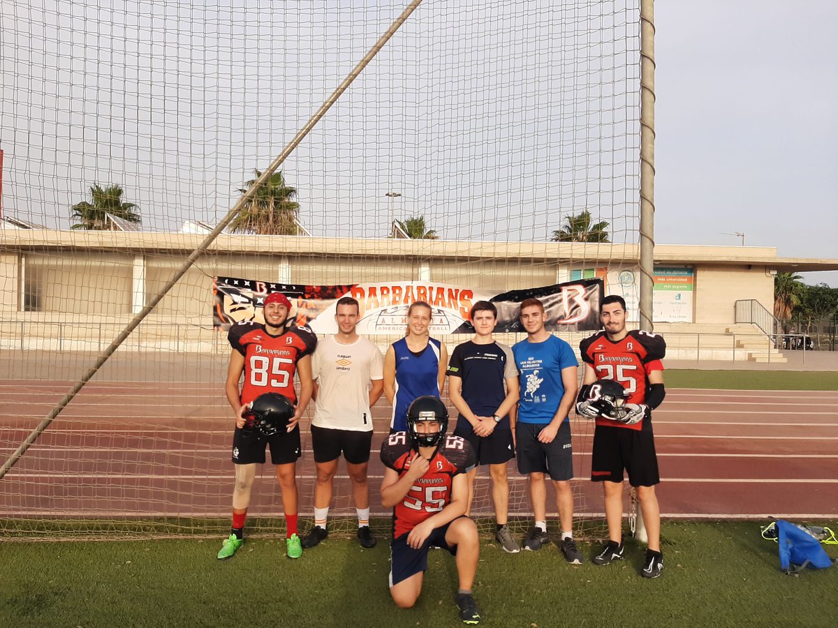🏈 Excelente jornada de football en la Universidad de Almería a la que le estamos agradecidos por prestar sus instalaciones🏟️ y alumnado.
Los mejores!! 💪🏼🏈 <a href="/ualdeportes/">UALDEPORTES</a> <a href="/ualmeria/">Universidad de Almería</a>