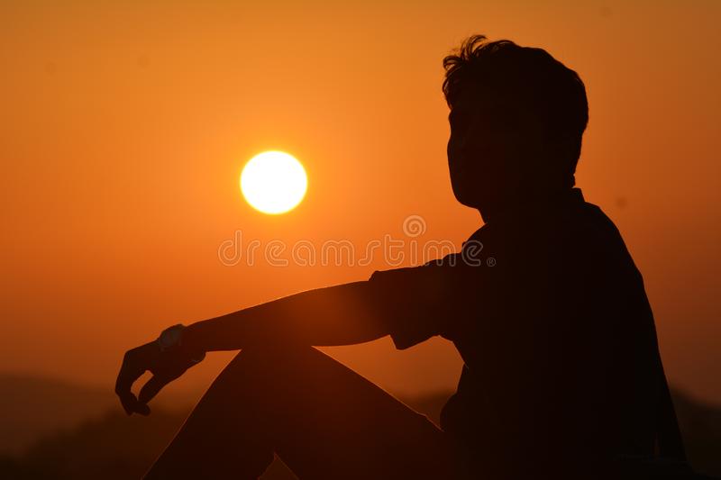 shivji138's tweet photo. ठहर कर सूरज... देखता ही नही,,,
.
.
तभी तो उसके लिए.. रोज संवरती है शाम ...!!

  #goodevning https://t.co/MiSNHp1SAp