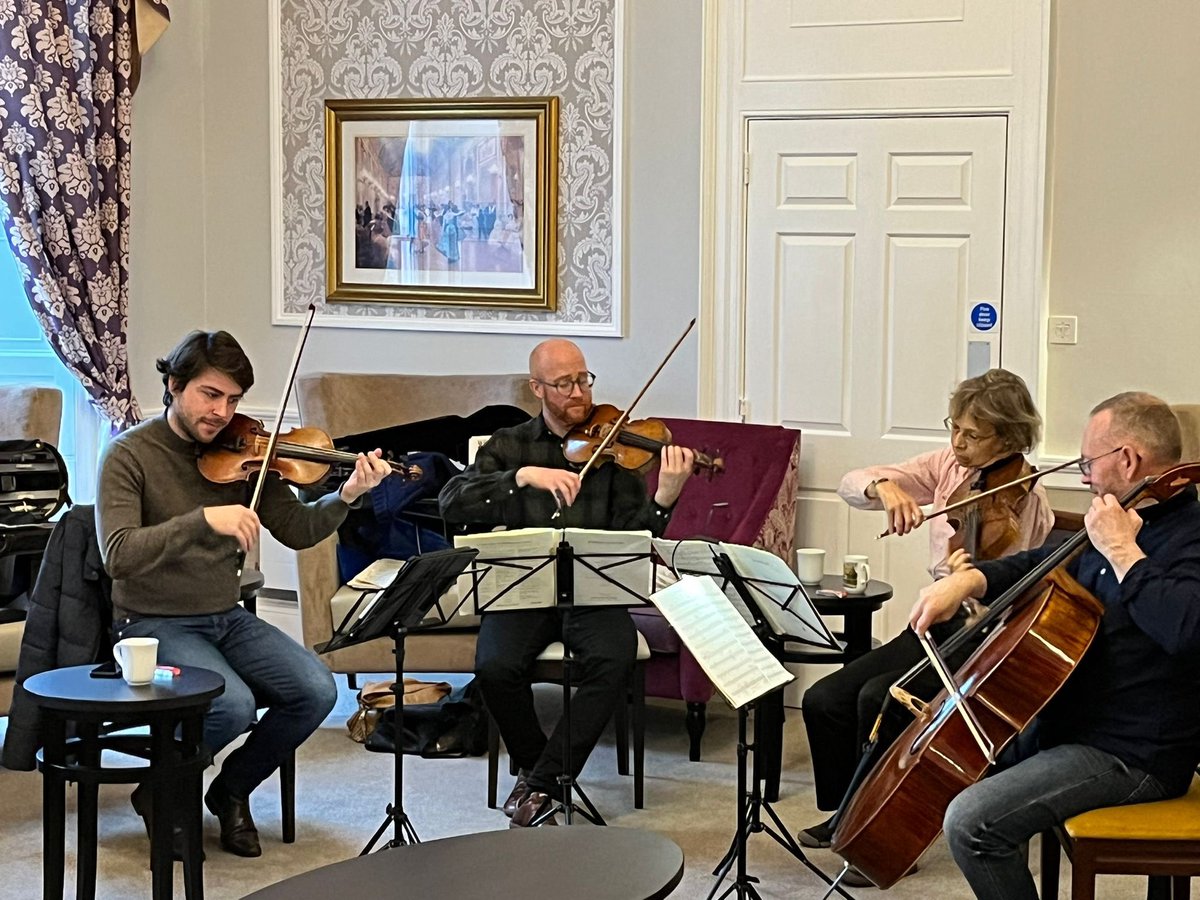 This morning we provided some music for the residents of Murrayfield Care Home! 🎶 🫶🏻