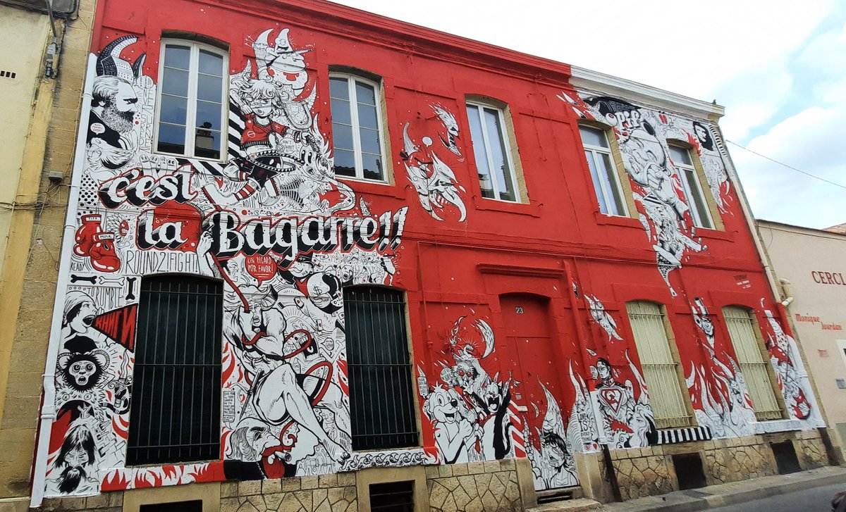 sylvie_duchesne's tweet photo. Le @pcf_gard voit rouge à Nîmes !
@TitoMulk
#Expodeouf https://t.co/WQpdQ4M4vz