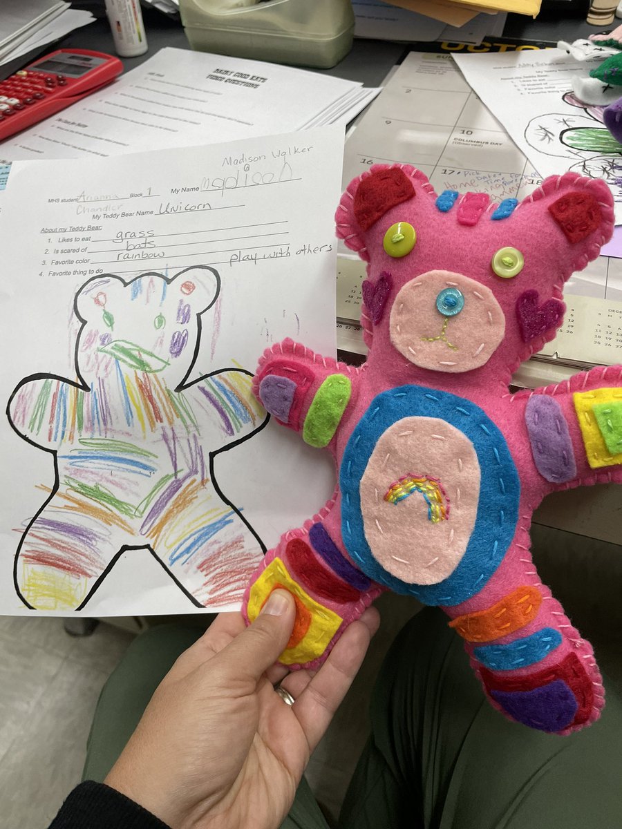 ClarkDanalyn's tweet photo. It’s that time of year. Bears are filling my desk!  We are busy in Like Skills recreating some amazing bears for the Kindergartners ! https://t.co/1NS4098rUR