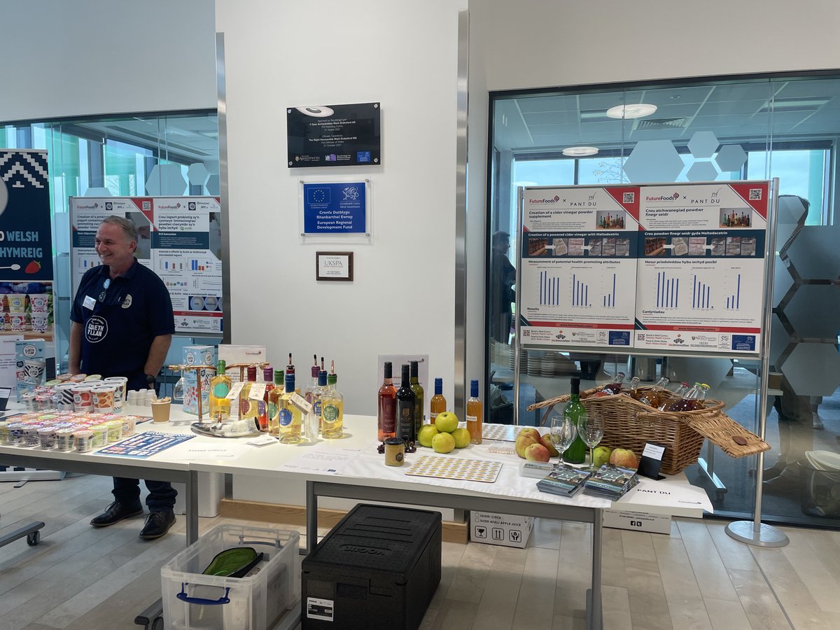 FutureFoodWales's tweet photo. Networking lunch, sampling and company displays ahead of the tours of @AberInnovation this afternoon, at the Future Foods Dissemination event. https://t.co/vSUCgnnhLh