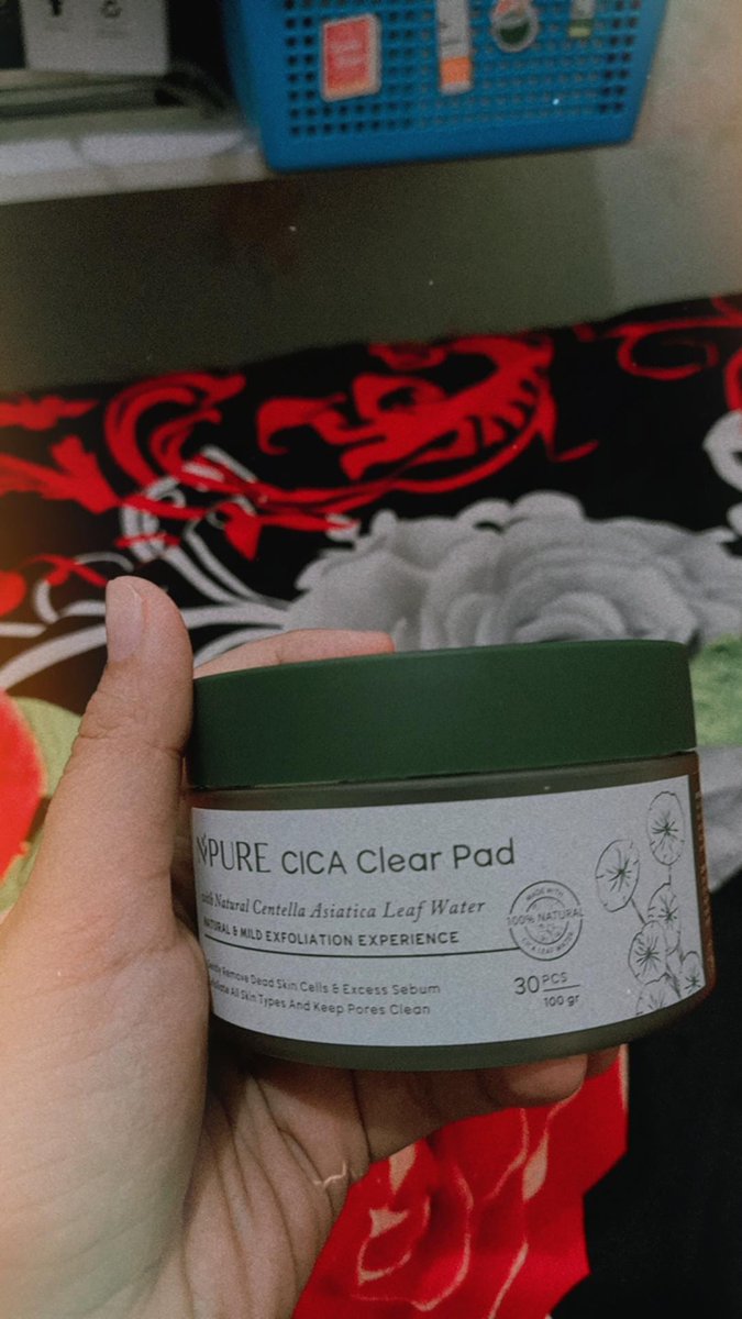 ichashulih's tweet photo. So far so good. Enaaak sii dipakenyaa. Muka kaya ditempelin patch campur air es wkwk https://t.co/Cf1nkj5WQD