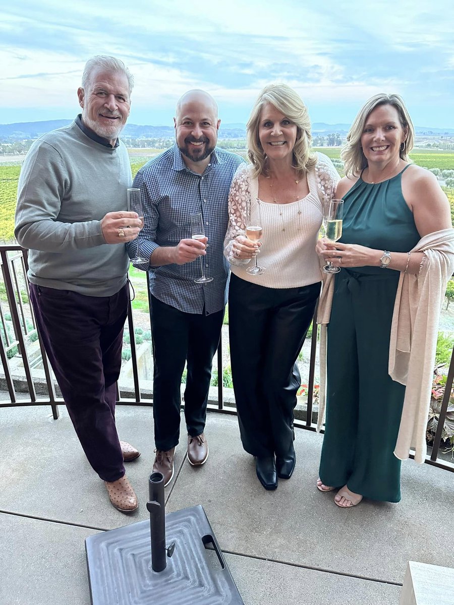 Cruisitude's tweet photo. Cruise Planners' Executive Team at this year's Travel Weekly Leadership Forum in Sonoma County! #cruiseplanners #cruisitude #cprocks #teamingreen https://t.co/6ofi9dYQuE