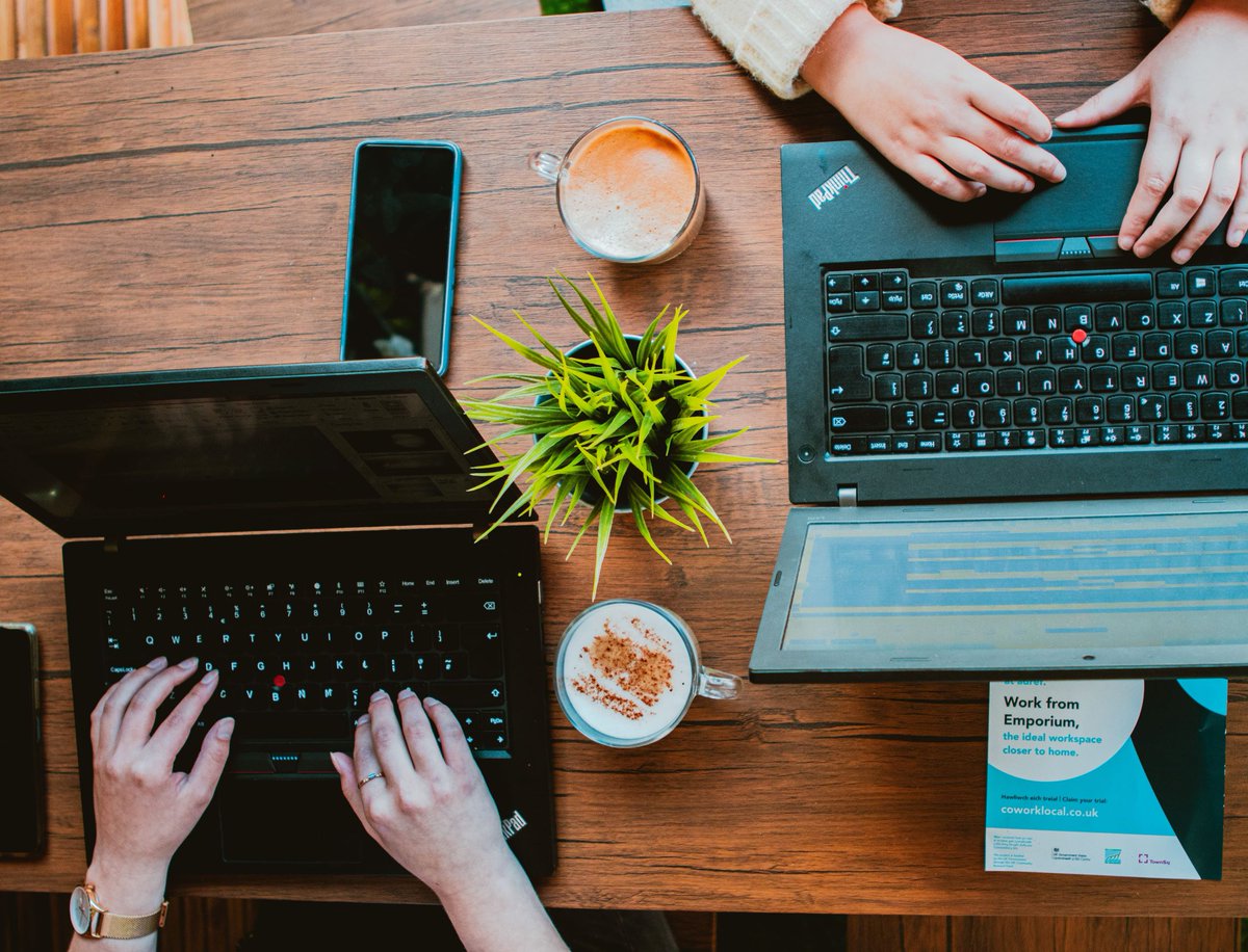 Mae gweithio o gartref yn achosi costau ynni aruthrol y gaeaf hwn gan wthio gweithwyr i ddod o hyd i atebion amgen. Ond a oes amgylchedd gwaith rhatach? 🤔

ow.ly/9Eap50Lgpk6

#UKCommunityRenewalFund