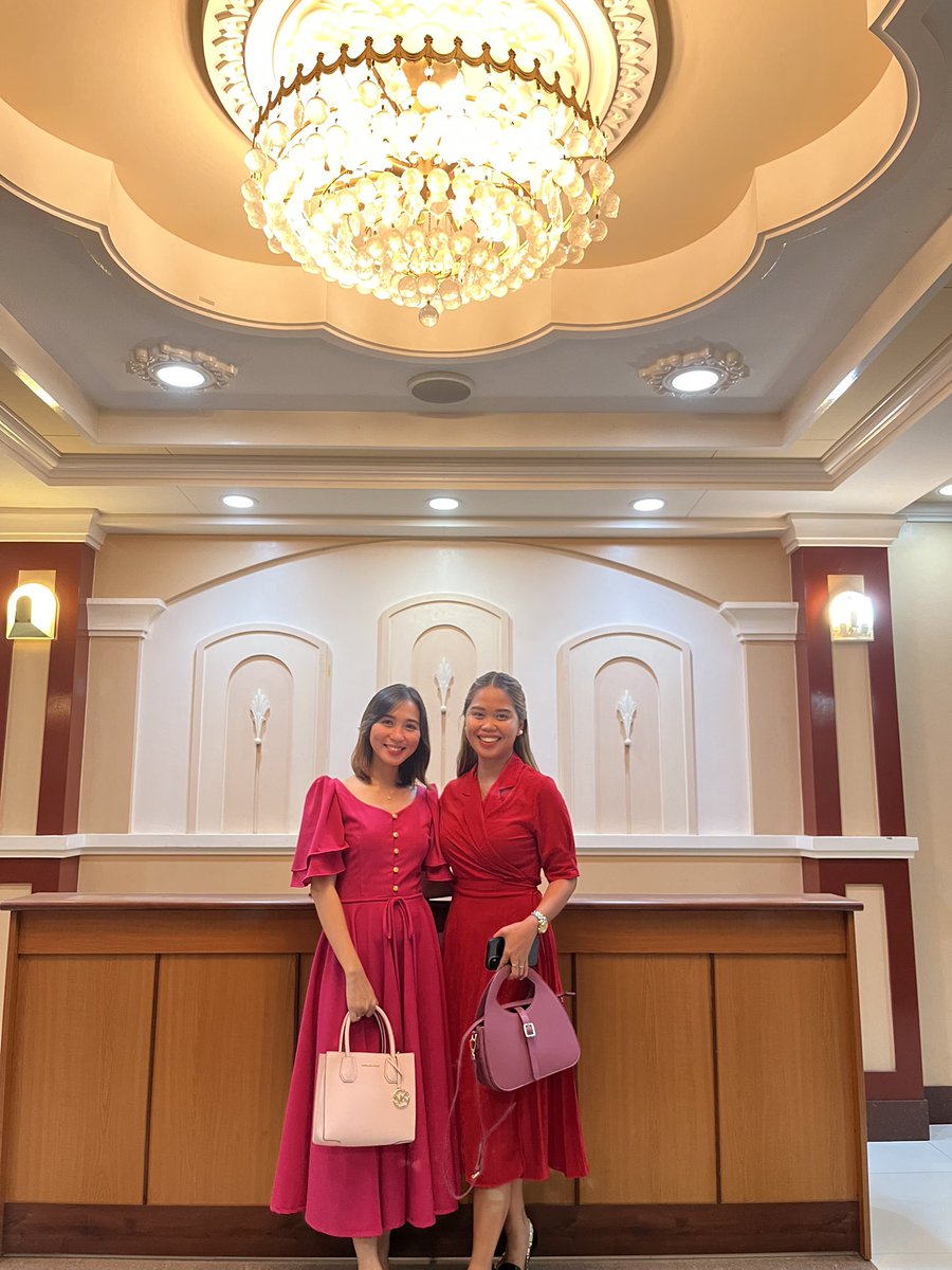 kimbyutiful's tweet photo. Parang di buntis ah! HAHAHA love this girl always 💖❤️🌸 #famweek https://t.co/RJanB2eT9k