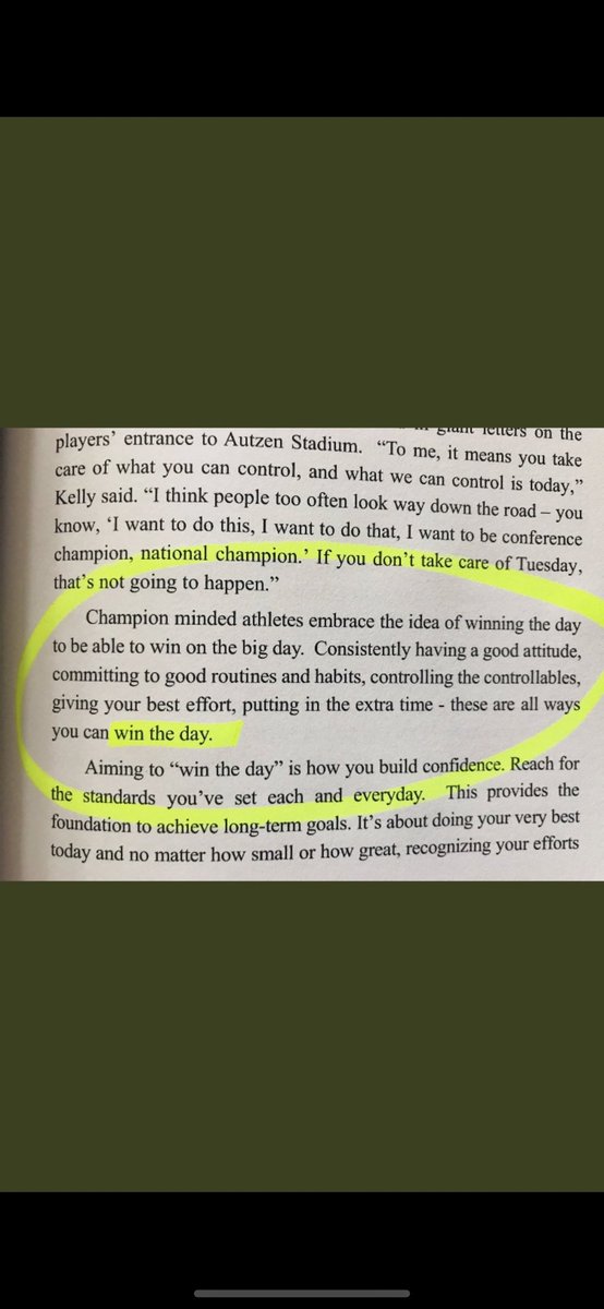 MountKellyFooty's tweet image. Train as you Play , Play as you Train …. #Always #GoodHabits #Controllables @MountKellySport 💙❤️
