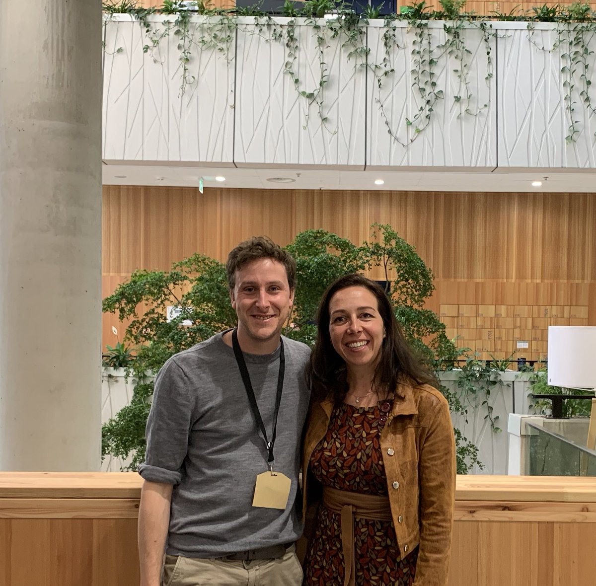 SimonMoesch's tweet photo. Sharing thoughts on sharing landscapes with #wildlife with 
@Fabiosweet @TanjaStraka @MonikaEgerer @julia_schmack at @PathwaysCon 🦊🐟🦫🐀 https://t.co/NMJKsyae0R