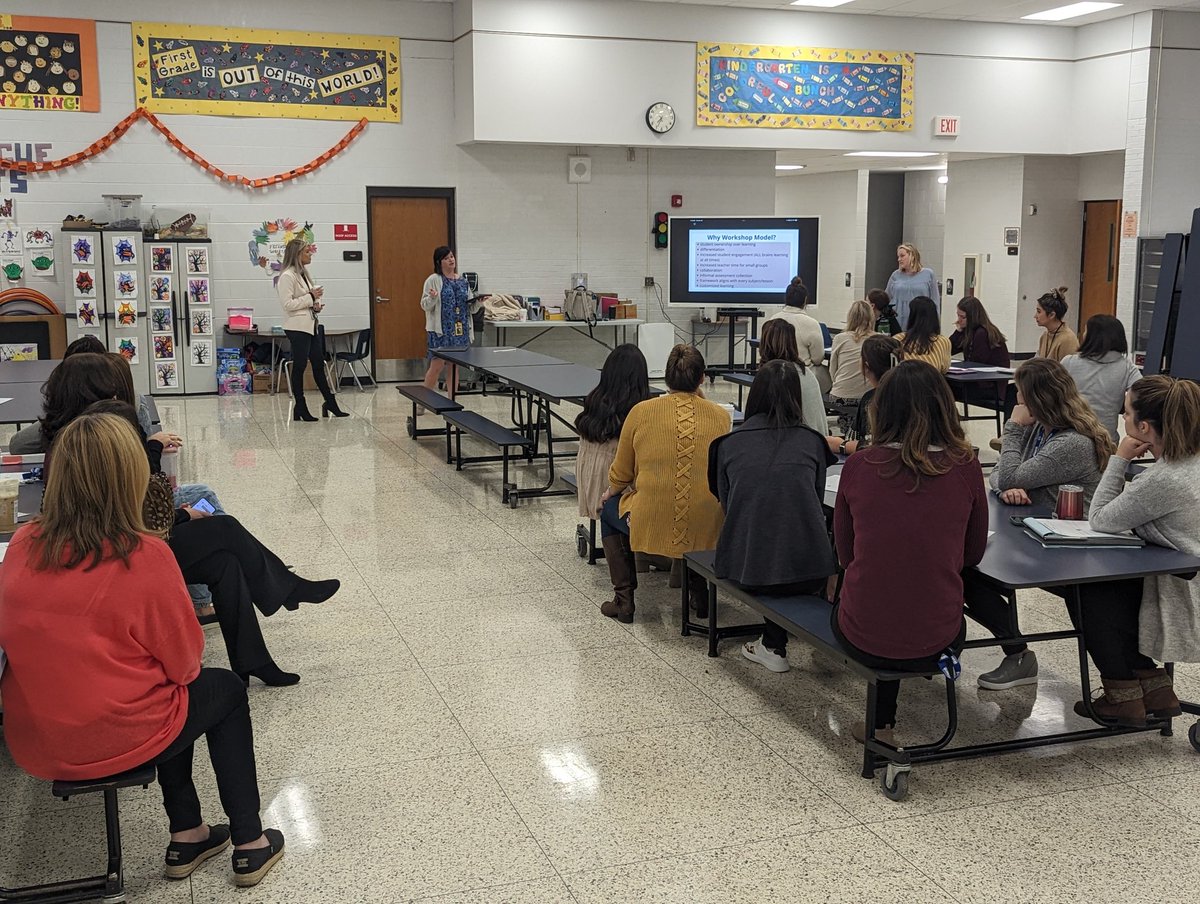 So lucky to have <a href="/KerryShilkaitis/">Kerry Shilkaitis</a> and <a href="/MeganMegsmalo/">Megan Klozik</a> with us this morning to talk workshop model with our staff. Two amazing <a href="/KirbySD140/">KSD 140</a> educators sharing their knowledge and students benefit in the end! #KirbyONE40