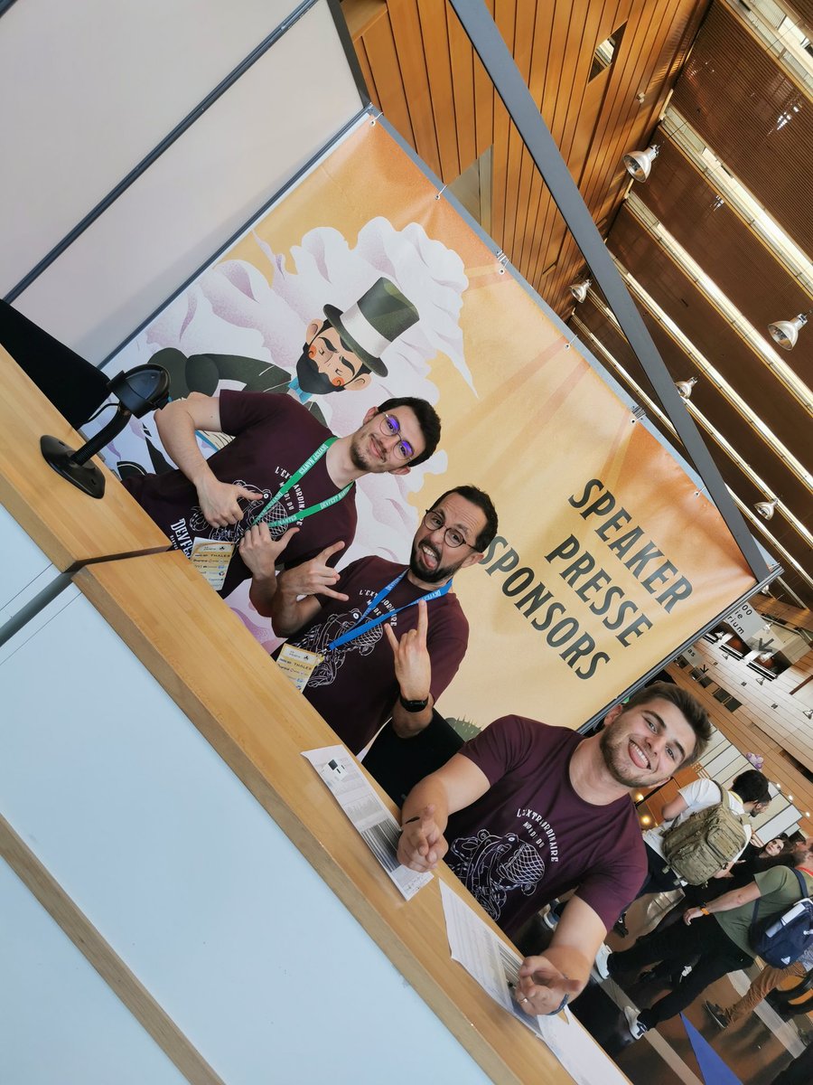 devfestnantes's tweet photo. On n’oublie pas de remercier les bénévoles du @DevFestNantes qui vous permettent de passer un événement au top ! https://t.co/GZGt4GgcBL