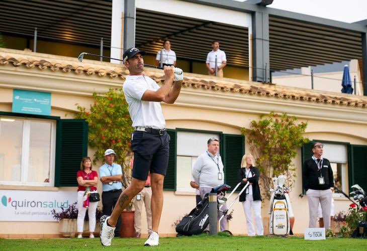 𝑬𝑳𝑬𝑵𝑨 𝑱𝑰𝑴É𝑵𝑬𝒁 tweet media