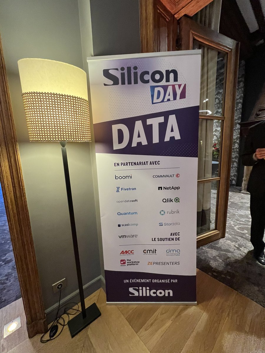 GroupeStordata's tweet photo. [Evenement] avec notre partenaire @Commvault nous sommes présents à la Silicon data day à la Maison de la recherche ! Let’s go 🎉

#SDAY #DATA22 https://t.co/xMMidMS5Rz