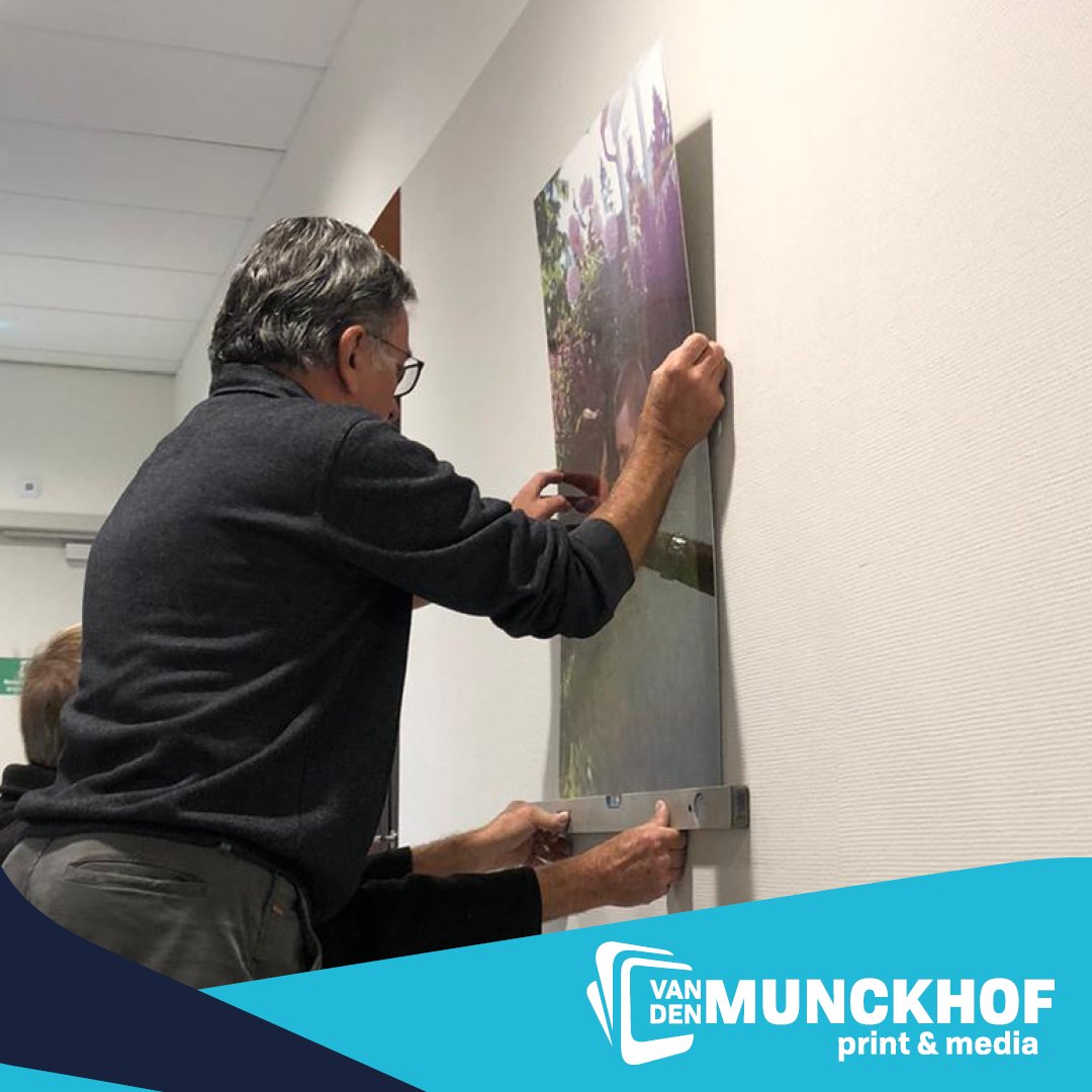 📸 Voor Kekkilä-BVB hebben wij in samenwerking met Martin Cuypers BV meerdere grootformaat fotopanelen gemaakt. Deze aluminium Chromaluxe platen zijn krasvast en blijven zeker 60 jaar lichtecht. Meer info? Mail ons!
#fotos #fotopanelen #chromaluxe #metalprint #print #media