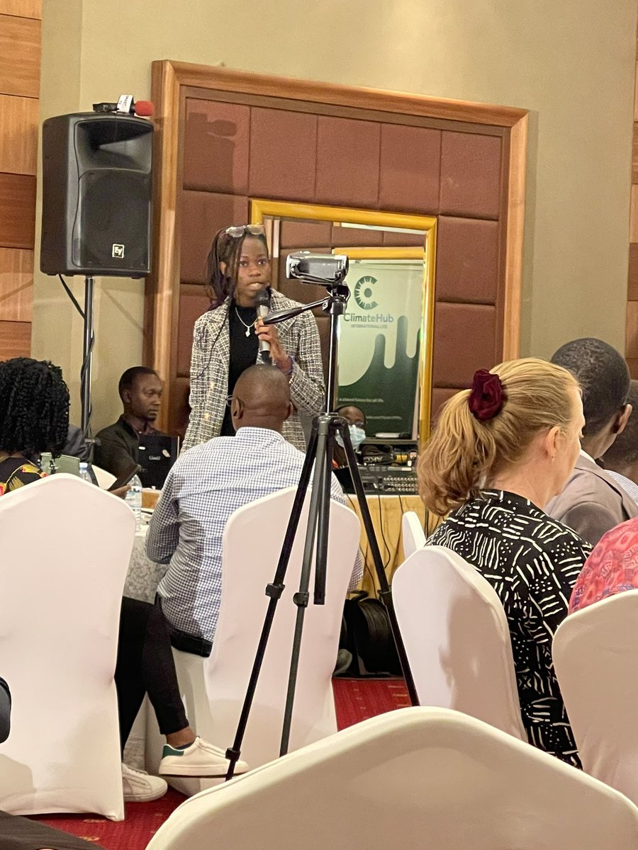 GggiUganda's tweet photo. Norah - @youthgogreen requests @GovUganda to translate #climate change bills to indigenous languages that can be understood at the grassroots & add #climate change aspects in the education syllabus.
Thus enable a holistic approach to #ClimateAction.#climatechangeUG22 @ntvuganda https://t.co/xV6RIm1HO5