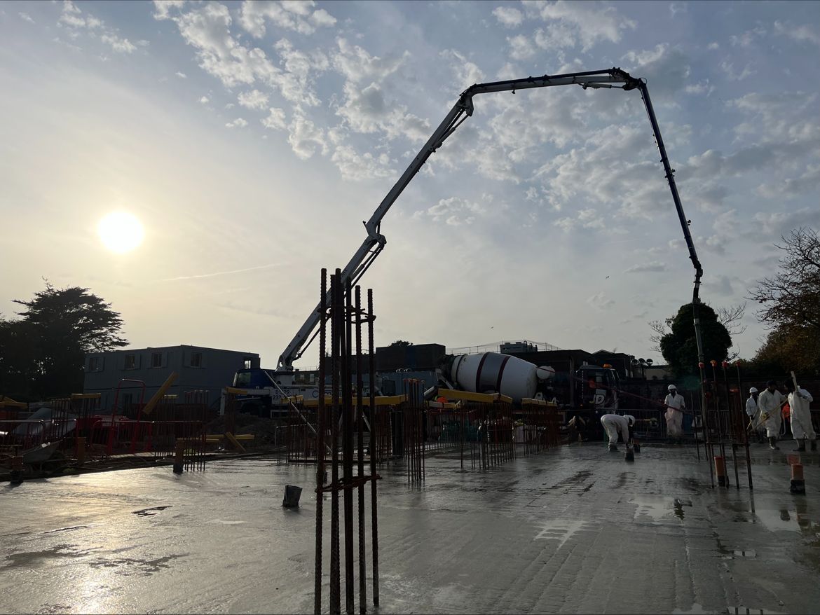 It has been a busy week at The Mannings in #Shoreham where we are building 74 affordable homes for @SHGroupUK with the arrival of the new project offices, and the ground floor concrete pour taking place. Keep going team, you are making great progress. #loveconstruction 👏