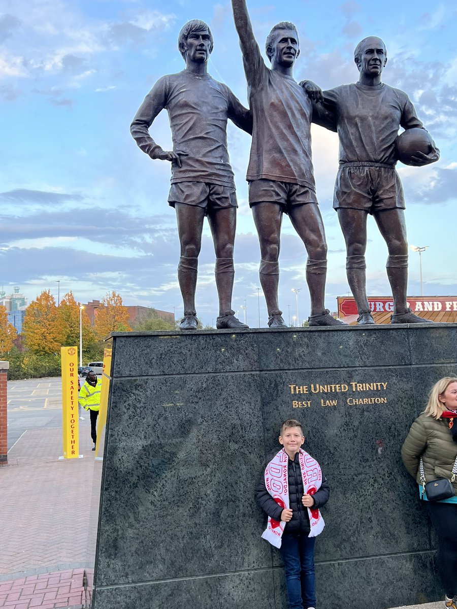 82aiden's tweet image. What a great game to take little man to for his first @ManUtd game 
He love every minute 🔴