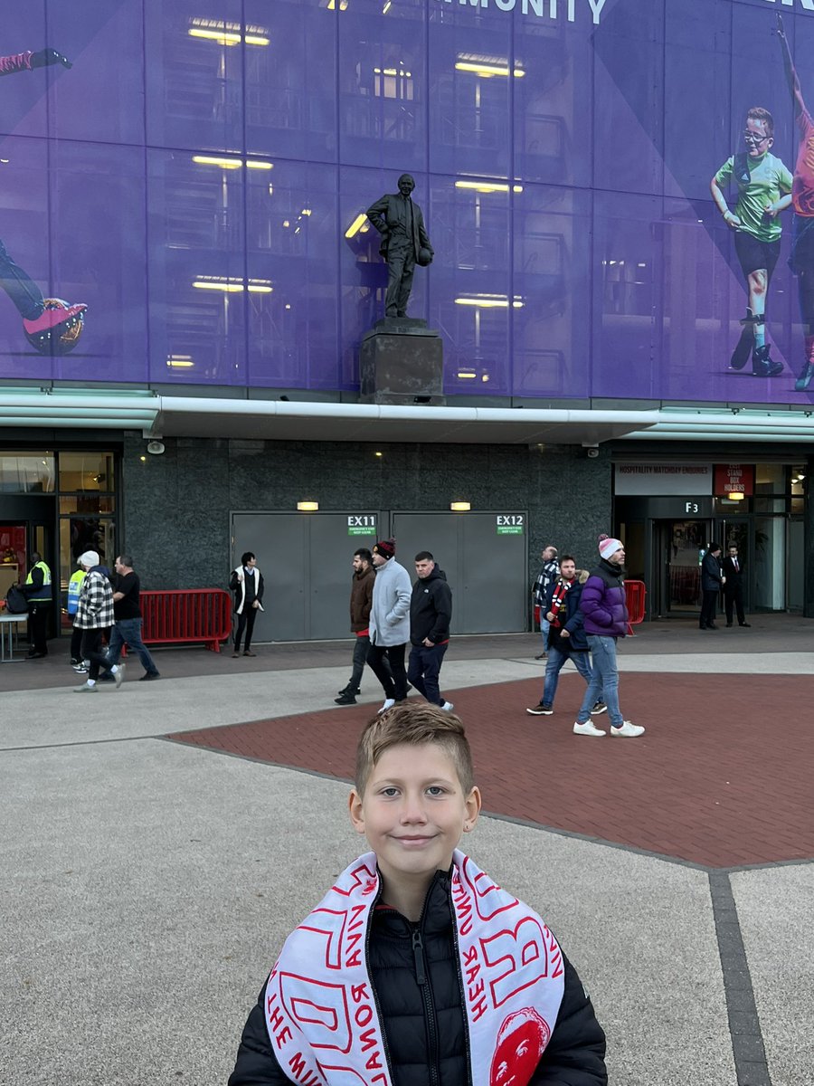 82aiden's tweet image. What a great game to take little man to for his first @ManUtd game 
He love every minute 🔴
