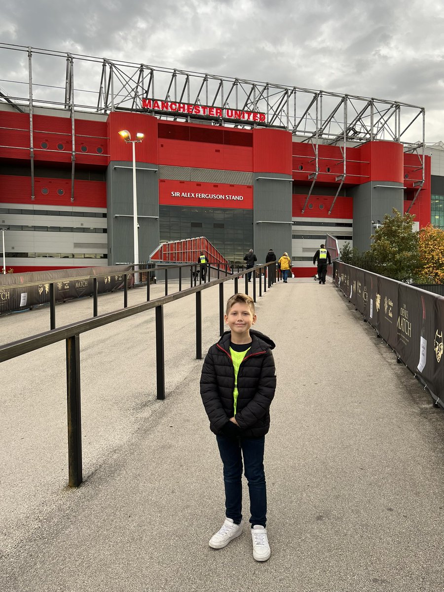 82aiden's tweet image. What a great game to take little man to for his first @ManUtd game 
He love every minute 🔴