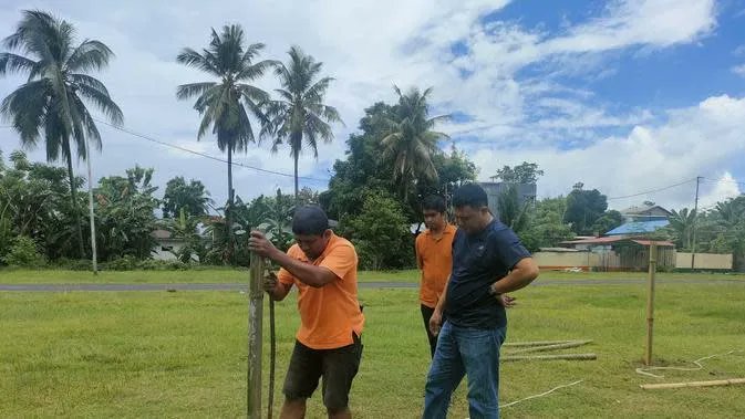 Miris! Kurang Anggaran, Ring Tinju Porprov Sulsel Dibuat ala Kadarnya dari Bambu dan Tali Rafia bit.ly/3CLDovI