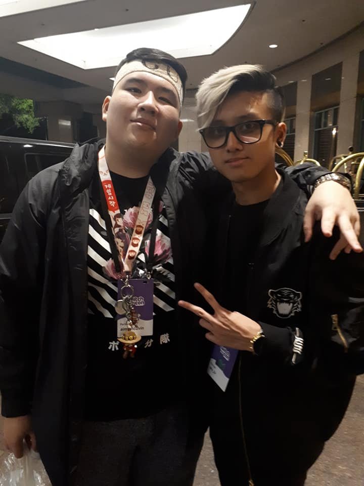 sky_cnvs's tweet image. pls stream @aimbotcalvin. Miss u

calvin x2