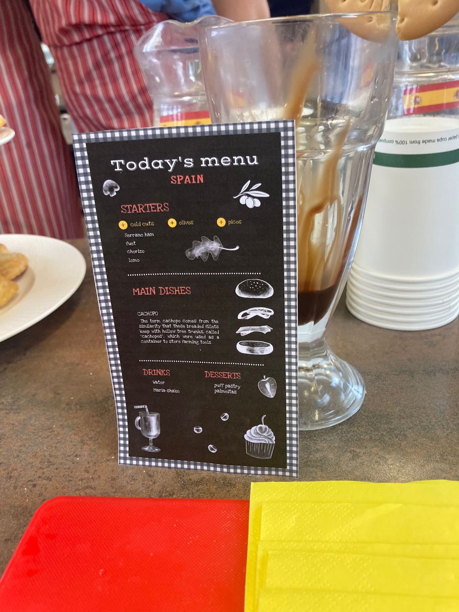 EnnistymonVS's tweet image. Yesterday the Transition Years were very busy in the kitchen cooking up lots of different European dishes for
their European Cookery Event. Well done to all the students and their teacher Ms Kelly #ty #cookery #europeancooking