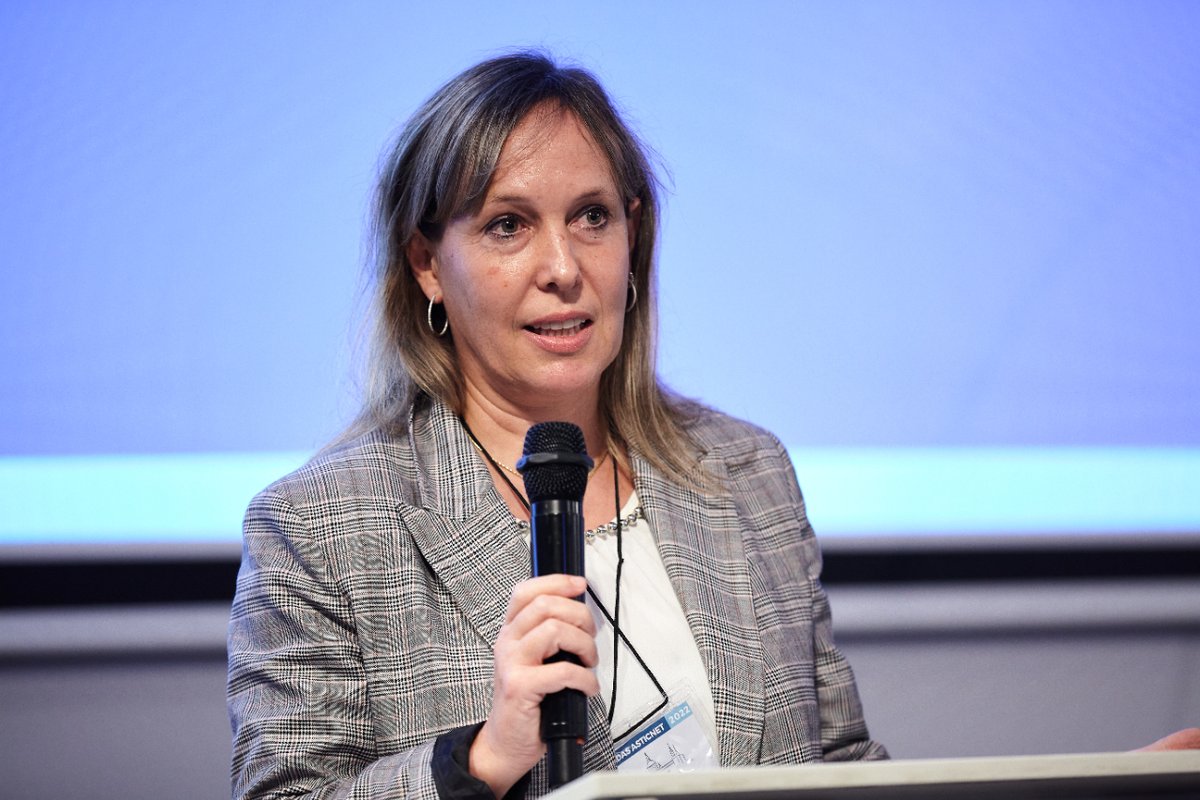 _ASTIC's tweet photo. 📷 Fotografías de la Clausura de las jornadas #Asticnet2022 a cargo de Eva del Hoyo Barbolla, @evadhb Directora General de Políticas de Desarrollo Sostenible https://t.co/Tnl4zLqJGJ