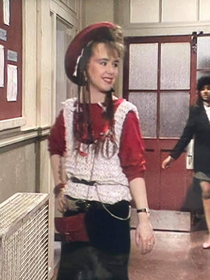 Happy 53rd birthday to Susan Tully!  