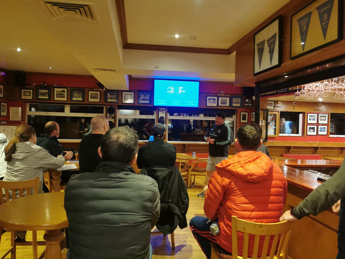 Great engagement from @MonkstownFC minis coaches at last nights workshop. Thanks to all the coaches who attended and @Mahersie83 for his assistance. #FromTheGrounUp @dccsportsrec @LeinsterBranch