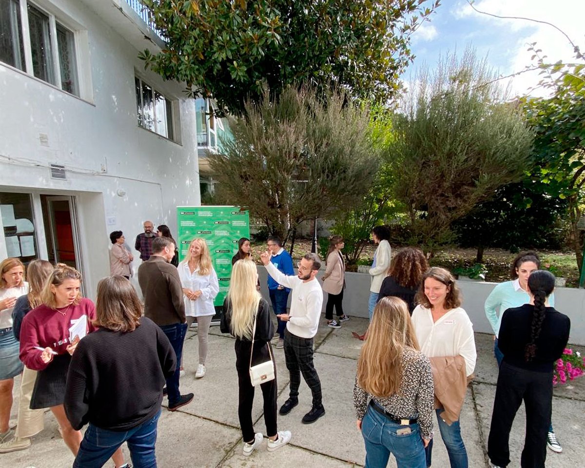 rr_fundacion's tweet image. La jornada tuvo lugar en #Silleda en #LaModaRuralLab, espacio de emprendimiento e innovación para la transformación del #territorio.

Más de 20 personas emprendedoras con ganas de conocerse, intercambiar sus experiencias, ofrecer sus fortalezas y presentar sus proyectos. 

👇🏼