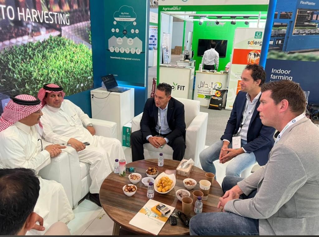 Alweco's tweet photo. Our partner Flora For Engineering Services L.L.C asked us to join them in their booth at the 39th Saudi Agriculture Exhibition 2022 in Riyadh. 

Read the whole post :
https://t.co/wWLECb4qTy https://t.co/lRqLkq1gia