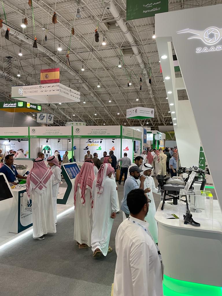 Alweco's tweet photo. Our partner Flora For Engineering Services L.L.C asked us to join them in their booth at the 39th Saudi Agriculture Exhibition 2022 in Riyadh. 

Read the whole post :
https://t.co/wWLECb4qTy https://t.co/lRqLkq1gia