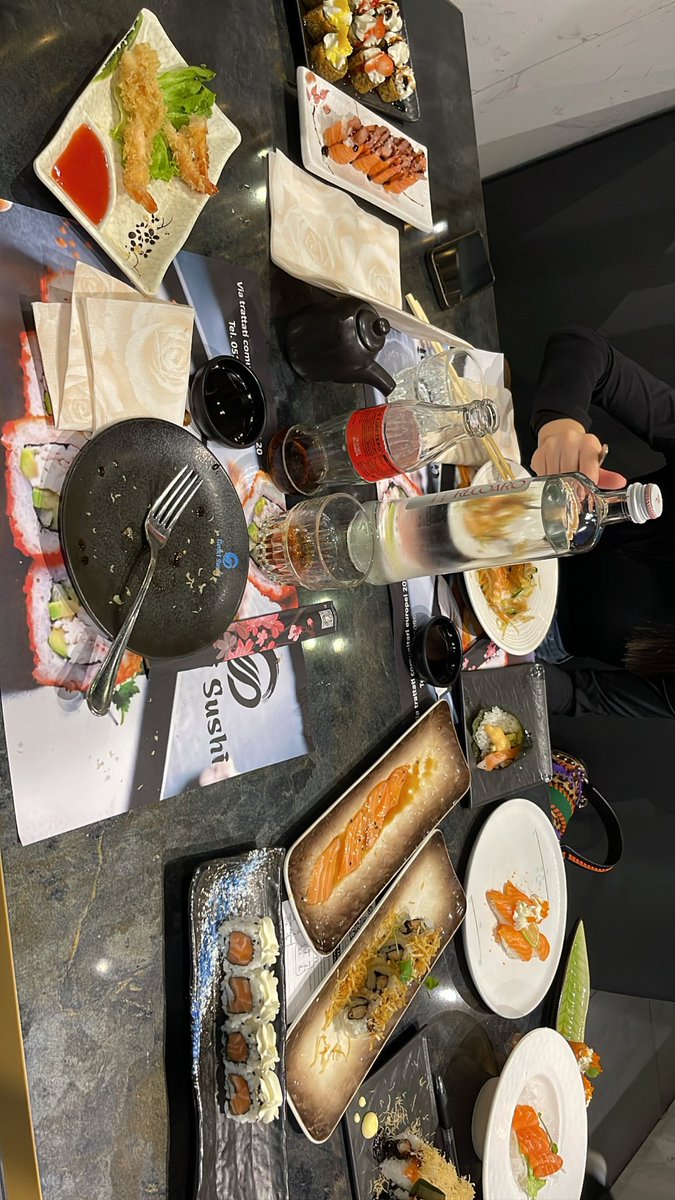 _ohitselis_'s tweet photo. @femmefleurie 🤤 https://t.co/VV7IJcCByC