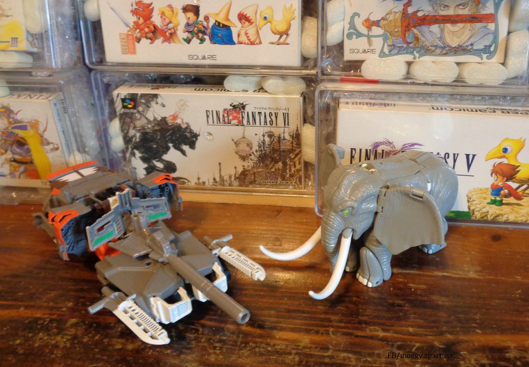 MoggyZpartuss's tweet photo. Throwback Thursday, Ironhide (Transformers :BEAST WARS) #ironhide #maximal #transformers #beastwars #customtoys #youcustoms #toycustomizer https://t.co/s2YndVDoVS