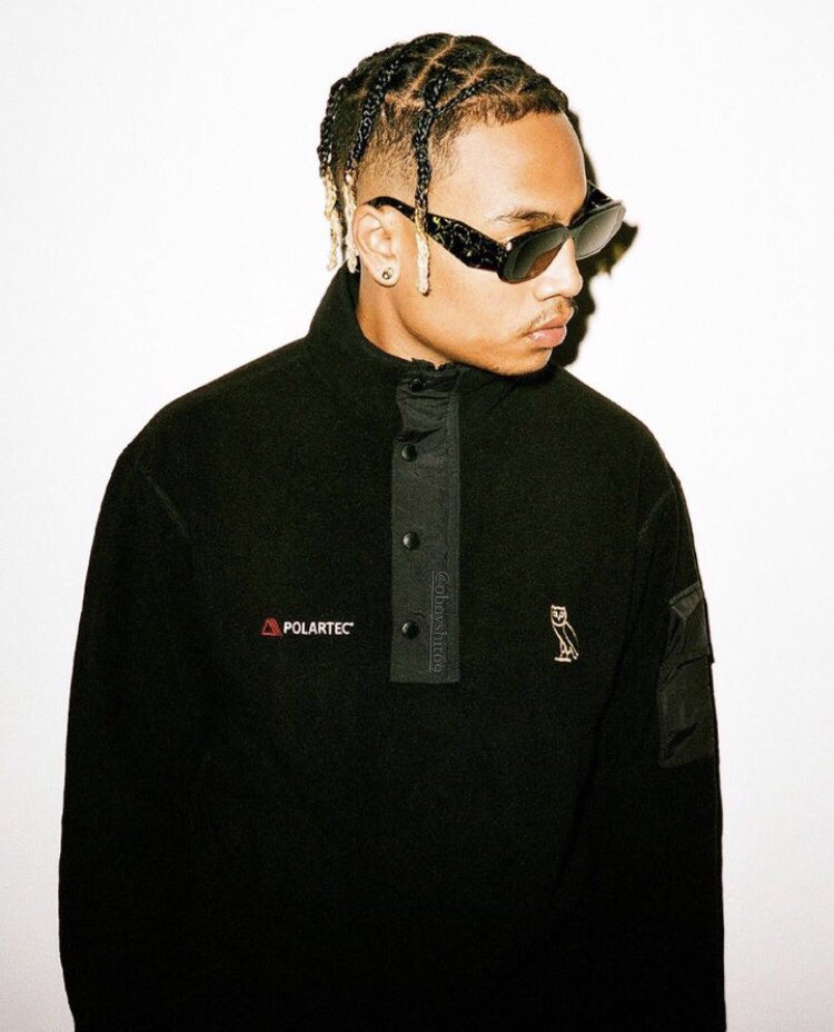 oboyshit69's tweet photo. @OBOYofficiel est l’égérie d’OVO pour la collection Automnes/Hiver 22 de la marque de DRAKE 

Le rappeur français porte des pièces issues des gammes 
- Halloween Gang -
A Nightmare On Elm Street - OVO Polartec 
Qui sortent respectivement le 19 et le 21 octobre. #oboy #ovo #drake https://t.co/IYfqTGPk6s