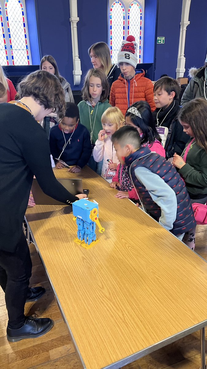 Stemettes's tweet photo. #TeamStemette were in Paisley yesterday for the first About Us Now event! It was great fun meeting other stemettes & seeing them get involved with the #STEM activities ๐ฅณ @PoetrySociety @59productions @unboxed2022
Bring on the next one!
#LassiesInSTEM
#CelebratingRenfrewshire https://t.co/1bu3Uw1jSR
