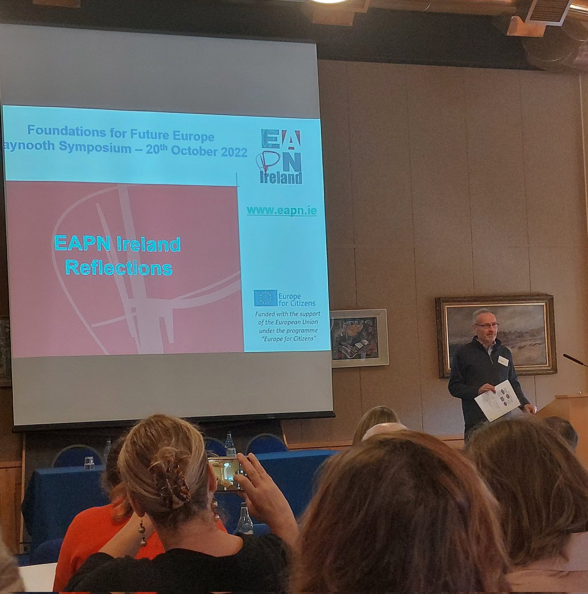 EAPNIreland's tweet image. @GinnellPaul is discussing the series of workshops held by @EAPNIreland as part of @project_ffe- "It was about engaging with marginalised groups that would not normally have a chance to discuss Europe and the EU" #FFE #EndPoverty