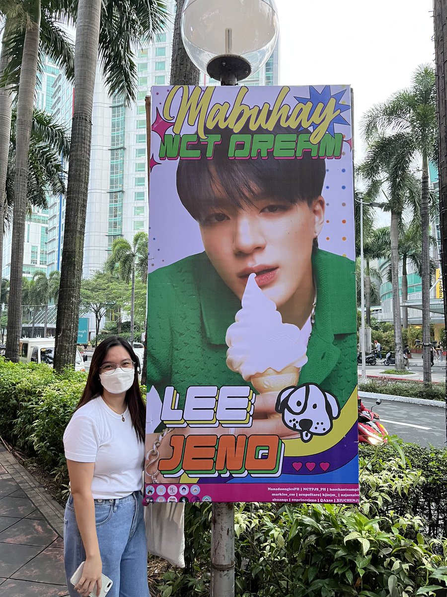 pochims's tweet photo. WITH JENO LEE 💚🫶🏼 ang pogi so much!!! 

#PoppingWithDREAM #7DreamSugarPopstreet #IPOPUMNL22 @00princejeno https://t.co/Dpe6MzKLUE