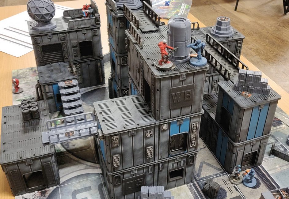 Beautiful customer layout for #deadzone using the Tycho Starport pieces #3Dprinting #wargaming #deadzoneislife #scifi #stargrave #necromunda #warhammer40k #tabletopgaming