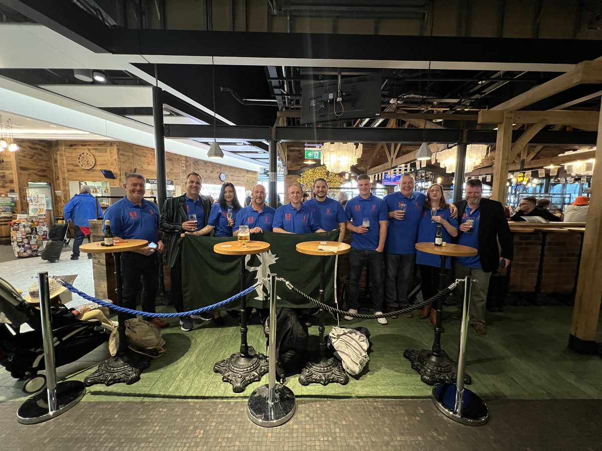 <a href="/jackfrostxi/">Jack Frost XI</a> warming up for tour against @sttropezcc <a href="/David215Gower/">David Gower</a>