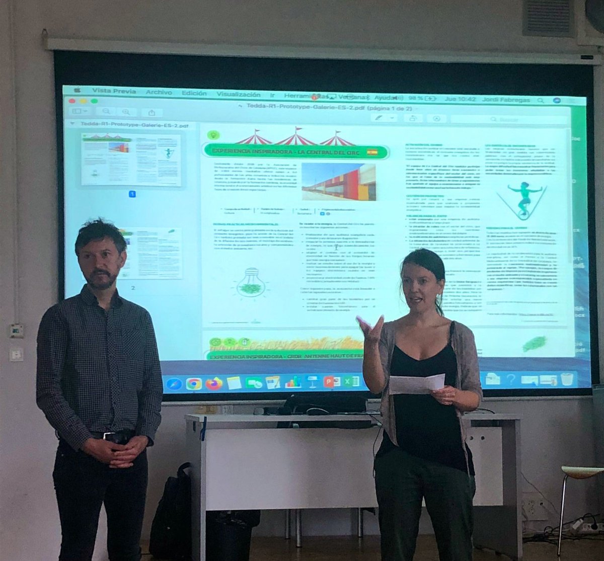 Sanjin_Plakalo's tweet photo. #transition #ecologique des #associations, @PLS_News est heureux d'intervenir lors de la présentation à la @lfds_bcn #Barcelone des premiers résultats du #TEDDAprojet
@ErasmusplusFR @Erasmus_Project @EPALE_FR @EAEA2020 https://t.co/cpQLFdM3Pk