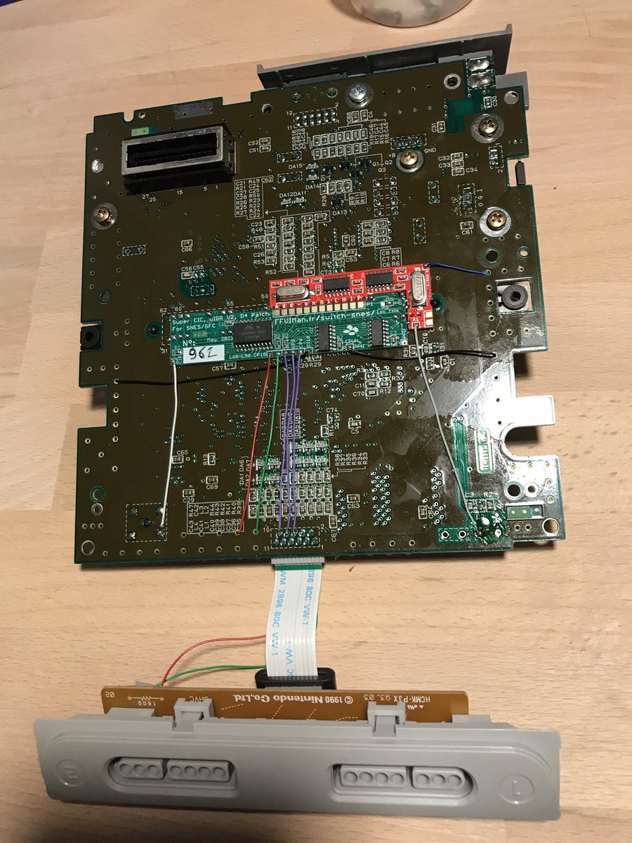 hellrick63's tweet image. Merci à @FFVIMan pour la magnificence de son kit #switchless