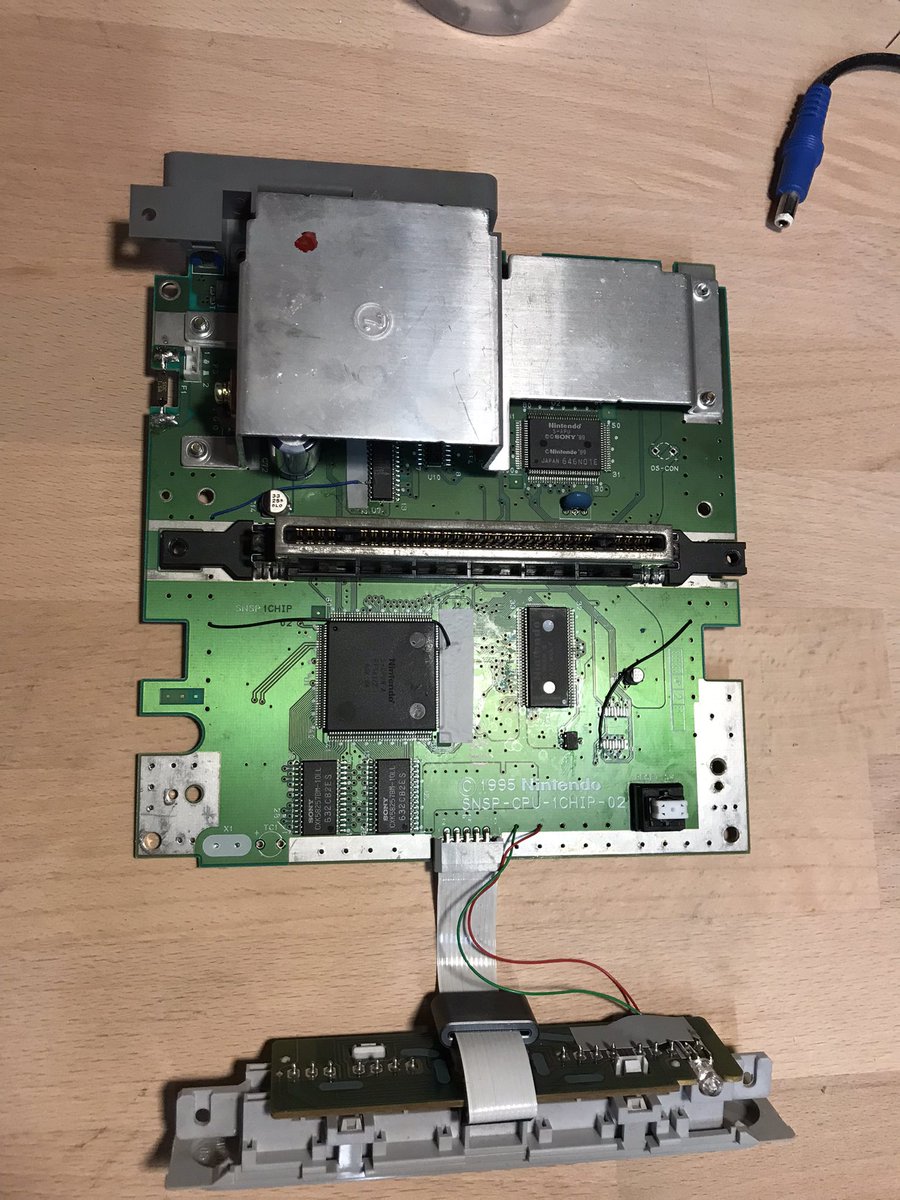 hellrick63's tweet image. Merci à @FFVIMan pour la magnificence de son kit #switchless