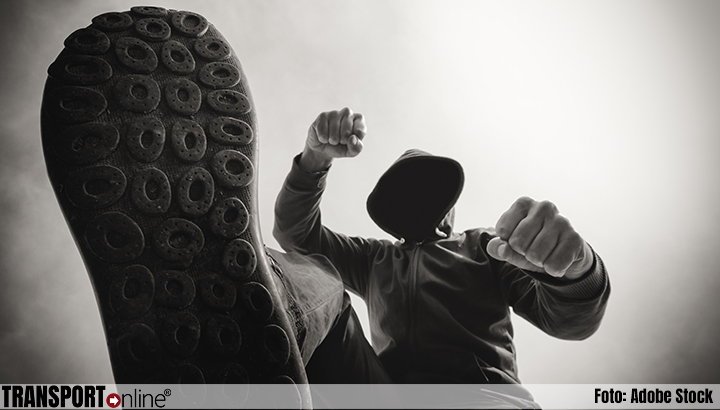 Meerdere vrachtwagenchauffeurs beroofd op parkeerplaatsen in Westdorpe en Sas van Gent

Lees meer: transport-online.nl/site/146416/me…